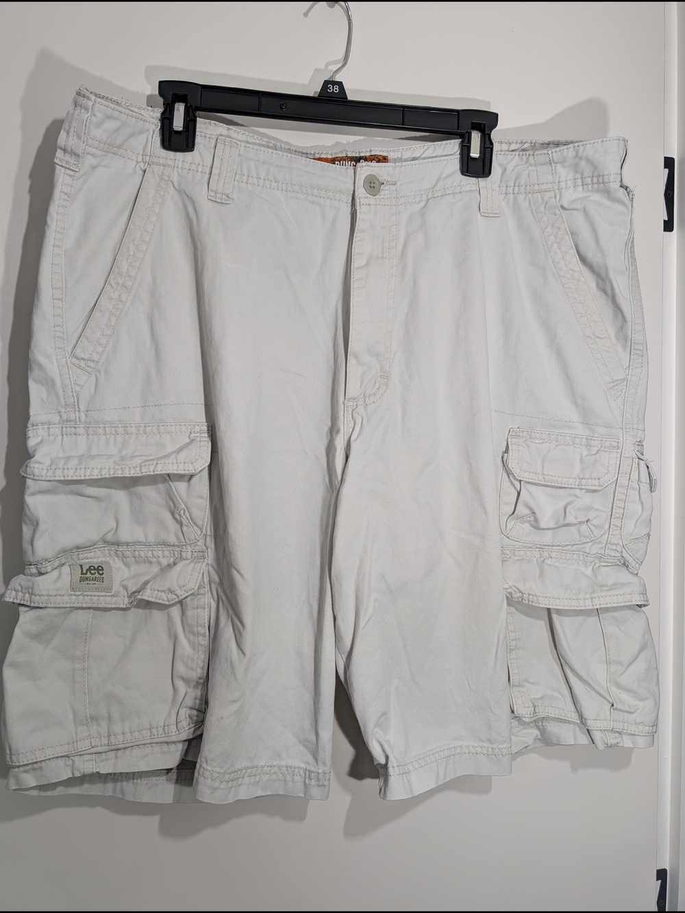 Lee Men’s Khaki Cargo Shorts Size 38